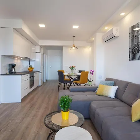 Bella Figura I Apartment *