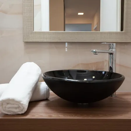 Bella Figura I Apartment