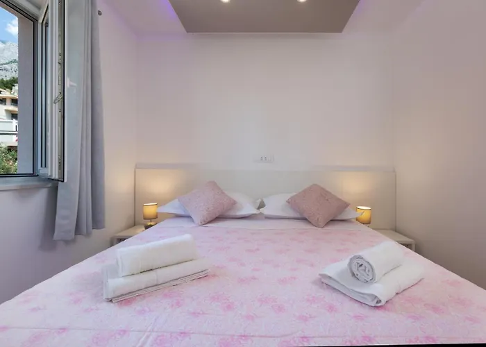 Bella Figura I * Makarska