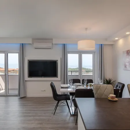 Bella Figura I Makarska