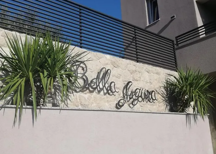 Bella Figura I Makarska